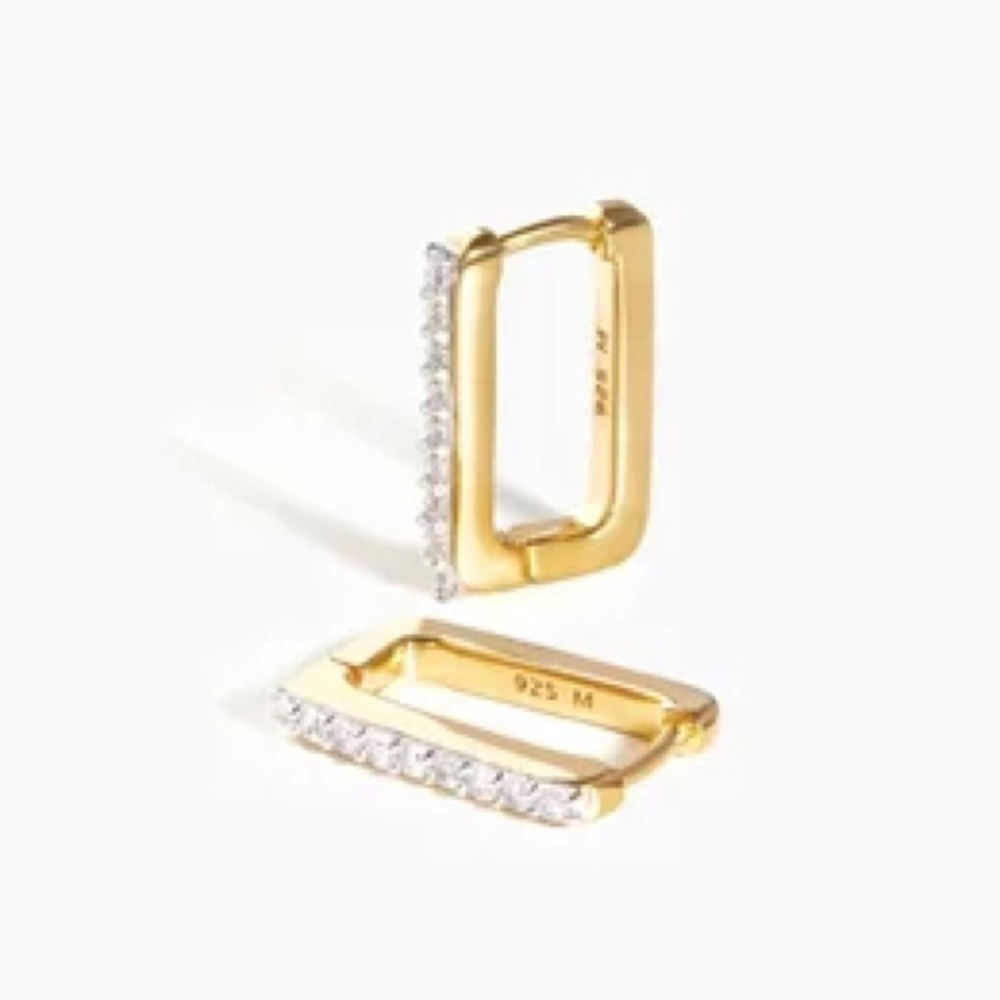 Elegant Gold and Silver Women's Jewelry - Picture 6 of 7